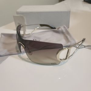 Dior Diorly 2 sunglasses in black